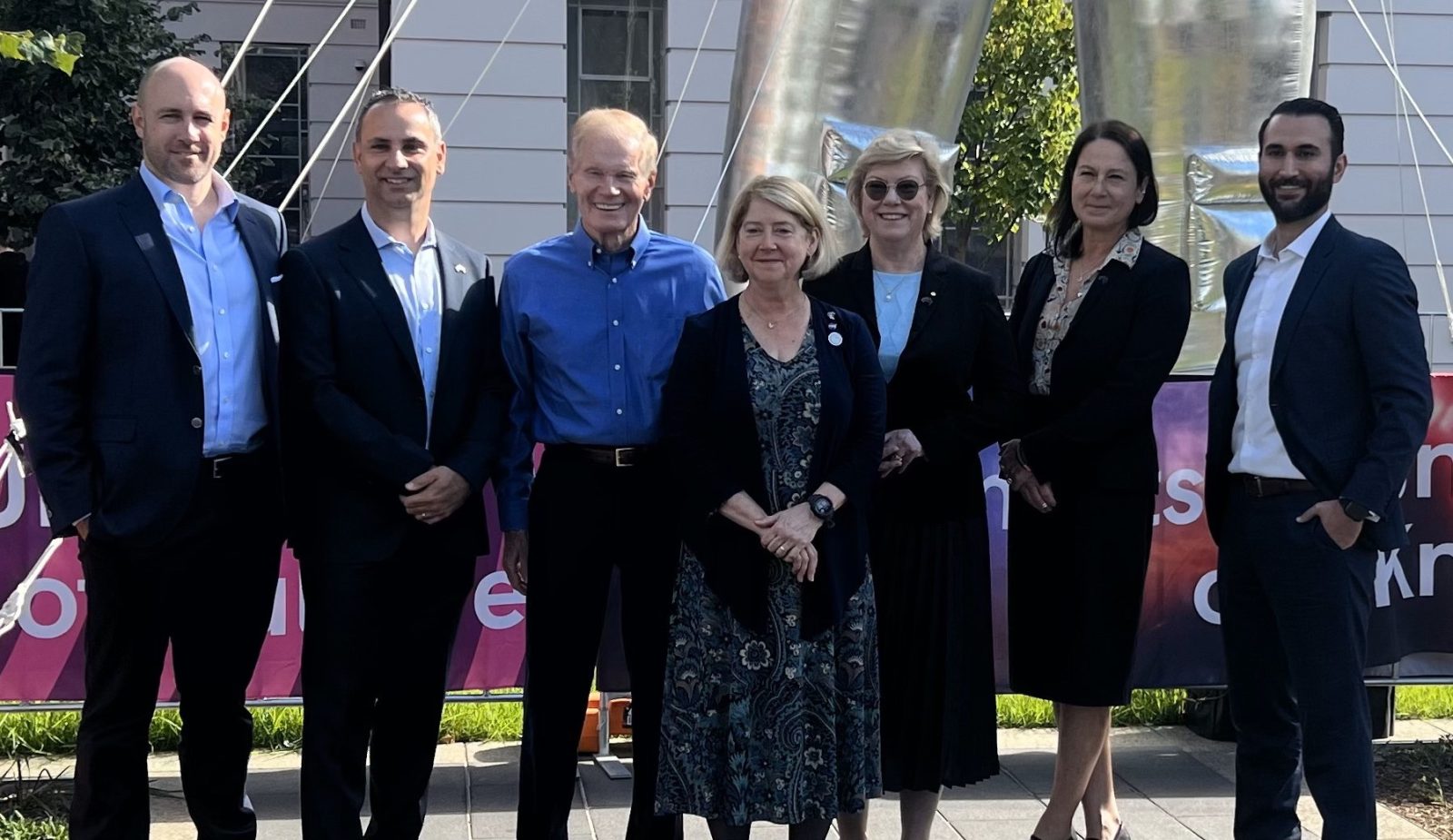 L'équipe de l'avant-poste lunaire