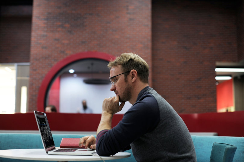 5 stratégies en ligne essentielles pour les petites entreprises : naviguer dans le paysage numérique