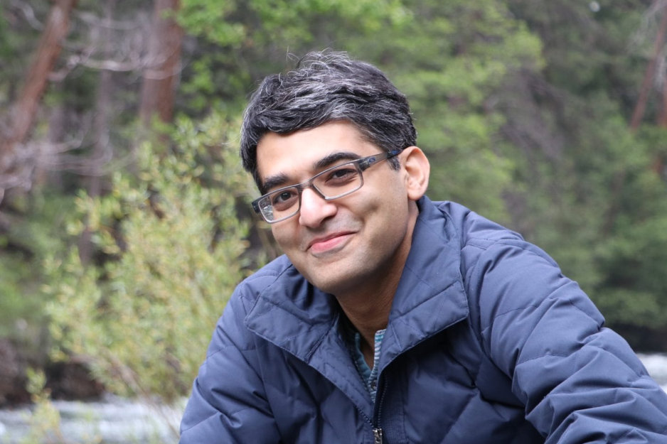 Kurush Mistry se réfère sur le trading à distance et en personne