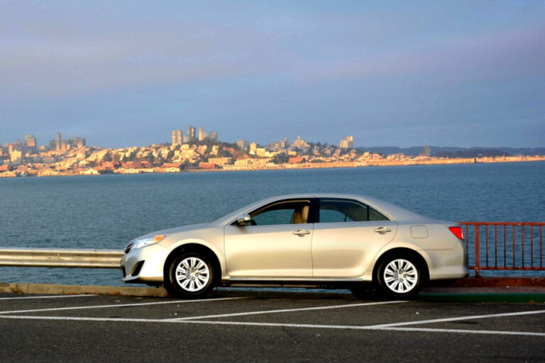 Chevrolet Malibu contre Toyota Camry: Comment comparent-ils?