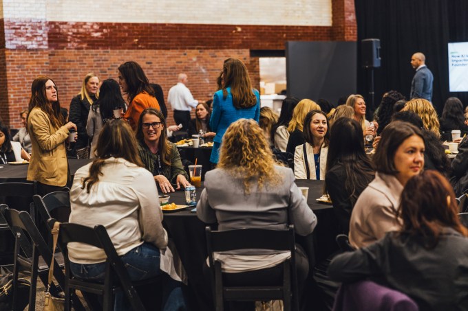Séance ronde au début 2024