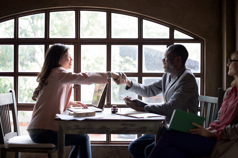 Rencontre du bureau à domicile avec le client
