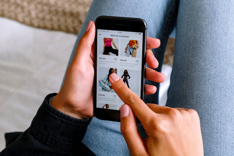 Accéder au site de commerce électronique à l'aide d'un smartphone