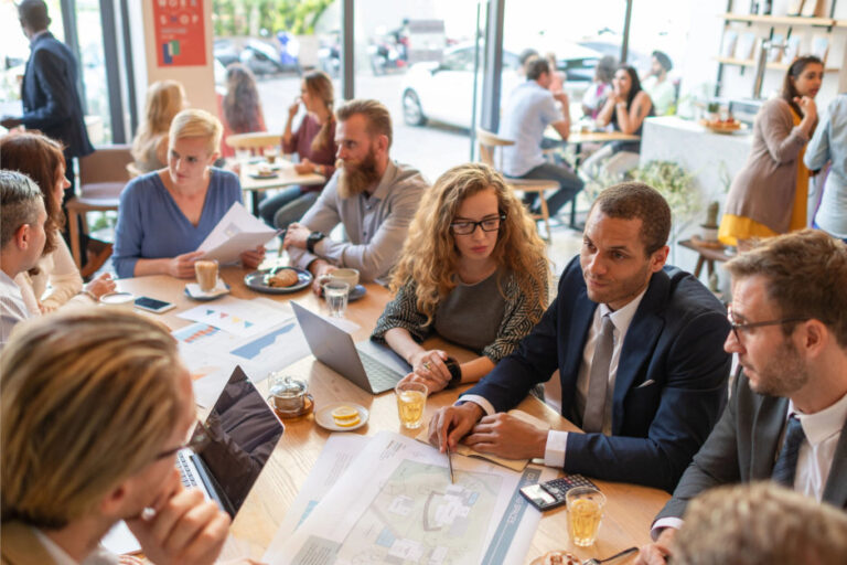 Votre guide ultime pour une gestion de conférence parfaite