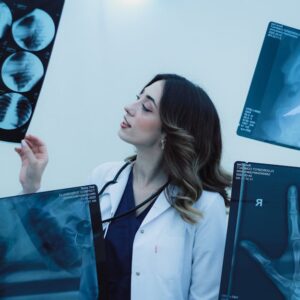 Comprendre le rôle d'un témoin expert dans les cas de faute professionnelle médicale
