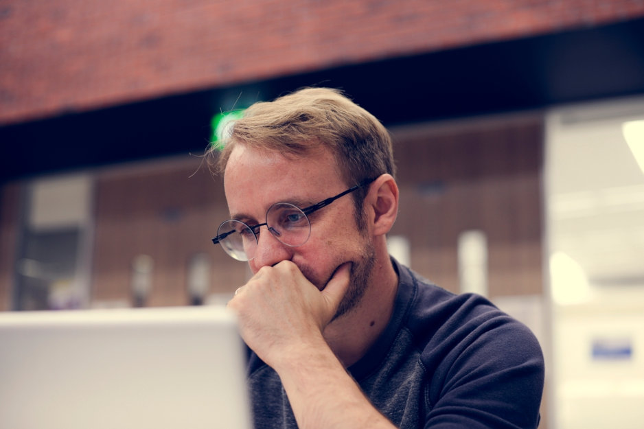 Fondateur de startup travailleur