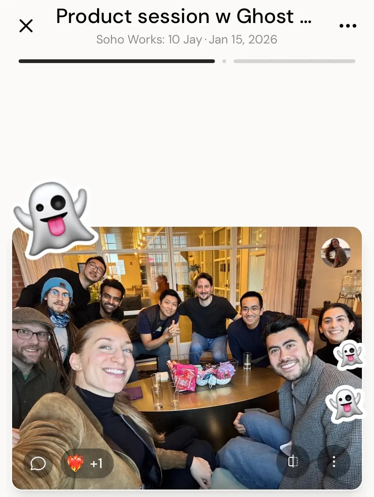 photo de groupe d'anges fantômes