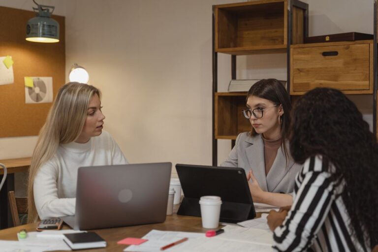 Pourquoi les petites entreprises remplacent la gestion de projet basée sur des feuilles de calcul en 2026