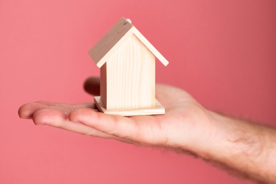 Pourquoi la même règle fiscale frappe deux fois plus durement un employé d'une startup qu'un investisseur immobilier