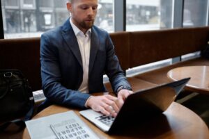 Meilleurs sites Web de comparaison d'entreprises d'accessoires