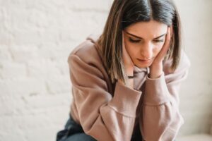 Betty Sebrow : Comprendre et lutter contre la stigmatisation liée à la santé mentale
