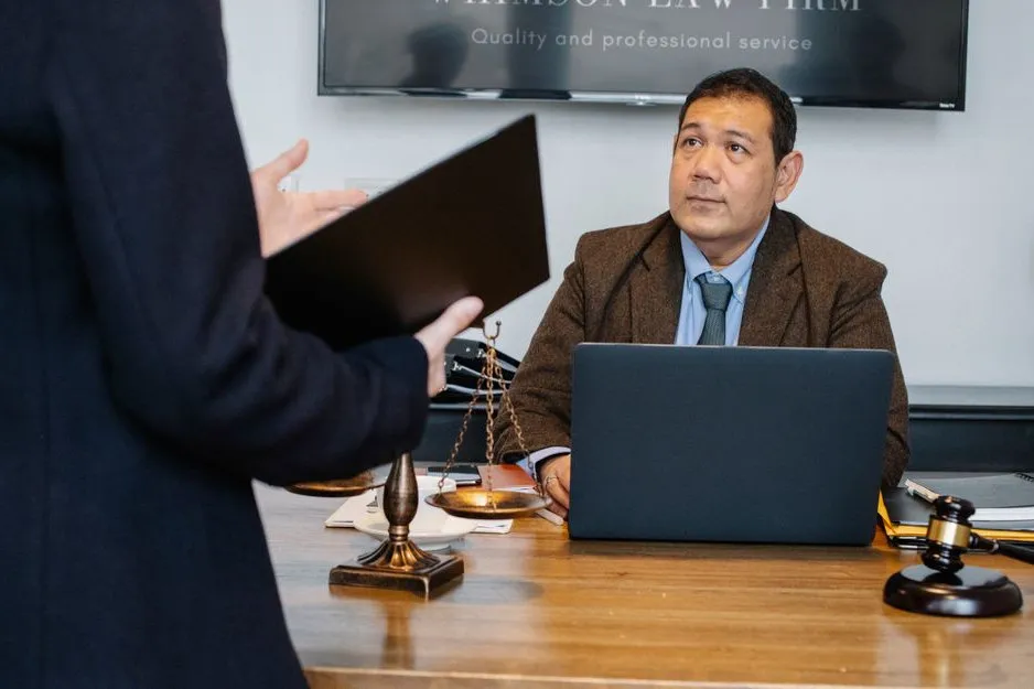 Chauniqua Young : Comment les poursuites judiciaires sur le lieu de travail révèlent les preuves détenues par les employeurs