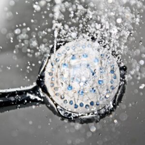 Réparation de douche de salle de bain : guide des outils essentiels pour les propriétaires